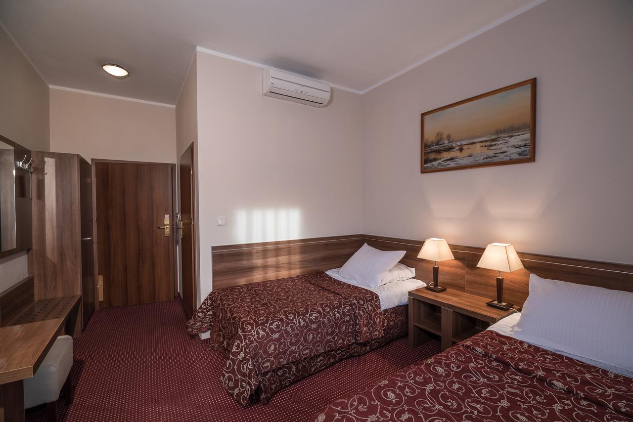 Jasek Premium Hotel Wroclaw Exterior photo